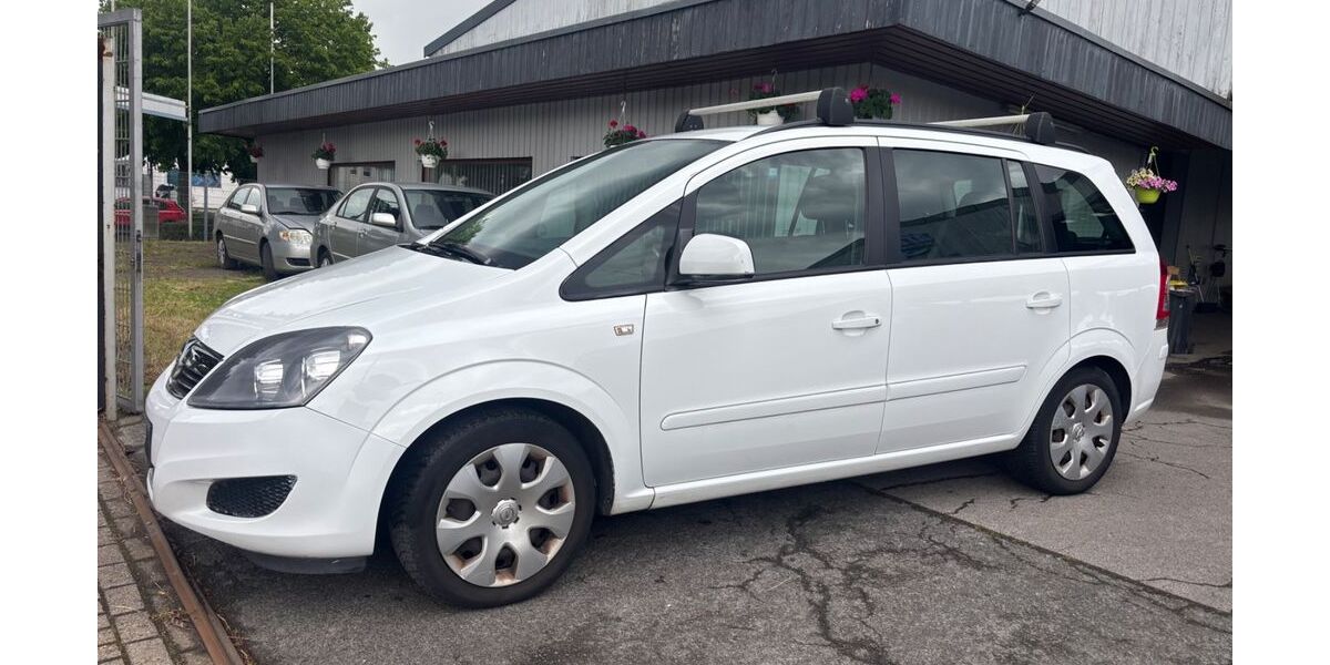 Opel Zafira 185.000 km 2.990 &euro; Essen 45356