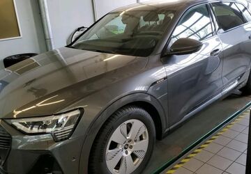 Audi e-tron 29.987 km 38.940 &euro; Hagen 58091