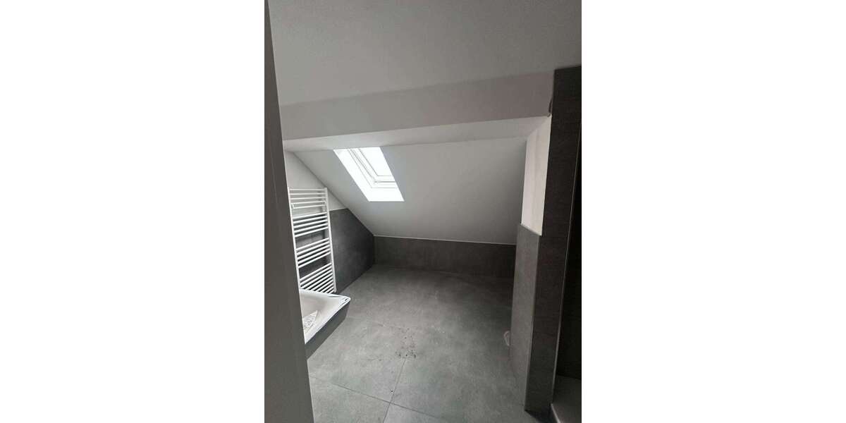 Etagenwohnung Bochum Eppendorf - 3 Zimmer, 65 m&sup2;, 715&euro; | Angebot:27250223