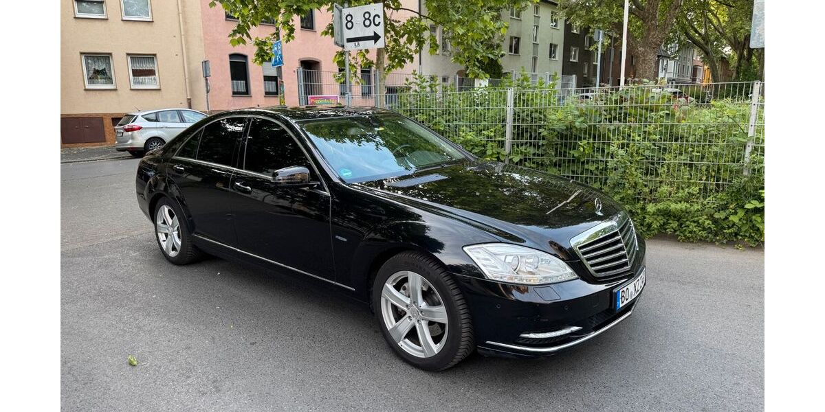 Mercedes-Benz S 350 185.000 km 13.000 &euro; Bochum 44809