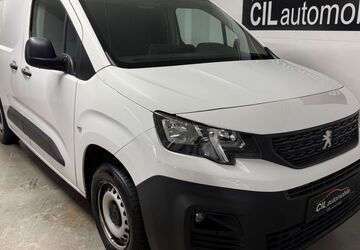 Peugeot Partner 153.230 km 8.390 &euro; Bottrop 46244