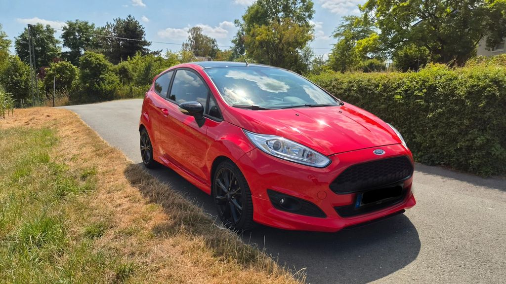Ford Fiesta 123.496 km 5.300 &euro; Hattingen 45527