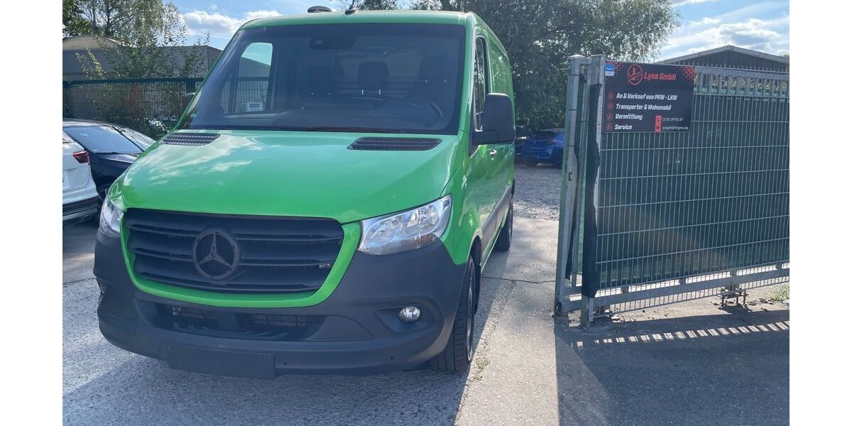 Mercedes-Benz Sprinter 122.000 km 22.015 &euro; Essen 45309