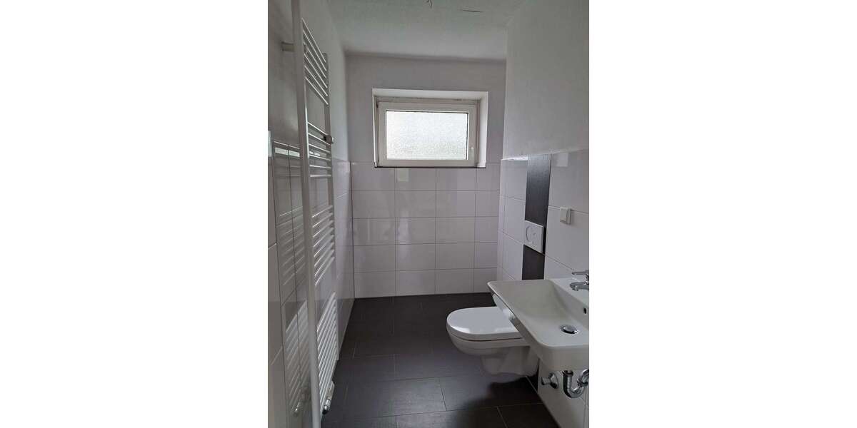 Etagenwohnung Essen Huttrop - 2 Zimmer, 58 m&sup2;, 450&euro; | Angebot:27316177