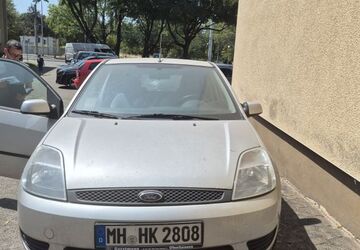 Ford Fiesta 13.840 km 800 &euro; Essen 45359