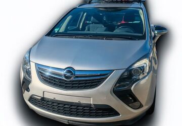 Opel Zafira Tourer 235.000 km 5.200 &euro; Oberhausen 46047
