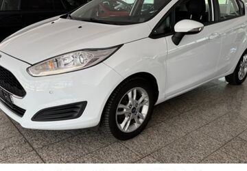 Ford Fiesta 79.117 km 6.950 &euro; Wuppertal 42329