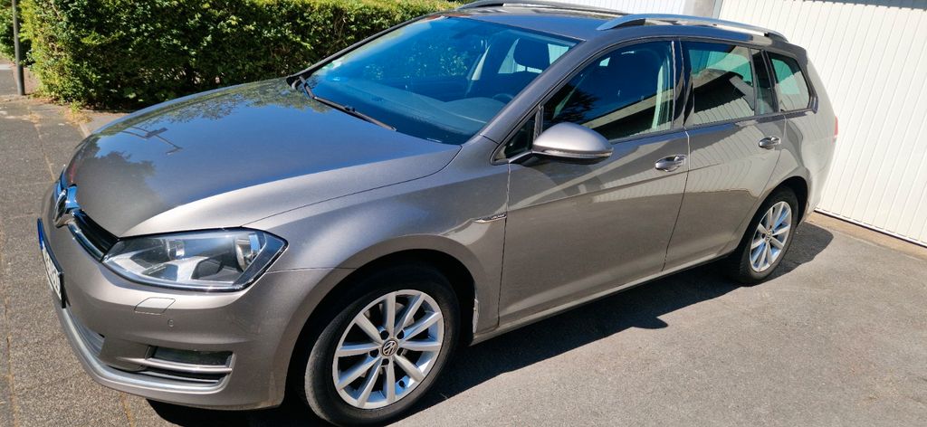 VW Golf 284.800 km 7.950 &euro; Bochum 44879