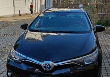 Toyota Auris 77.500 km 14.100 &euro; Bochum 44866