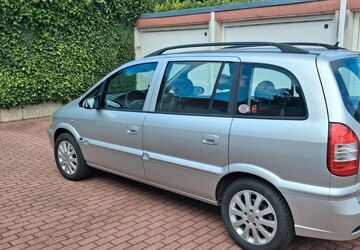Opel Zafira 141.266 km 2.900 &euro; Waltrop 45731