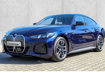 BMW i4 23.815 km 52.380 &euro; Castrop-Rauxel 44579