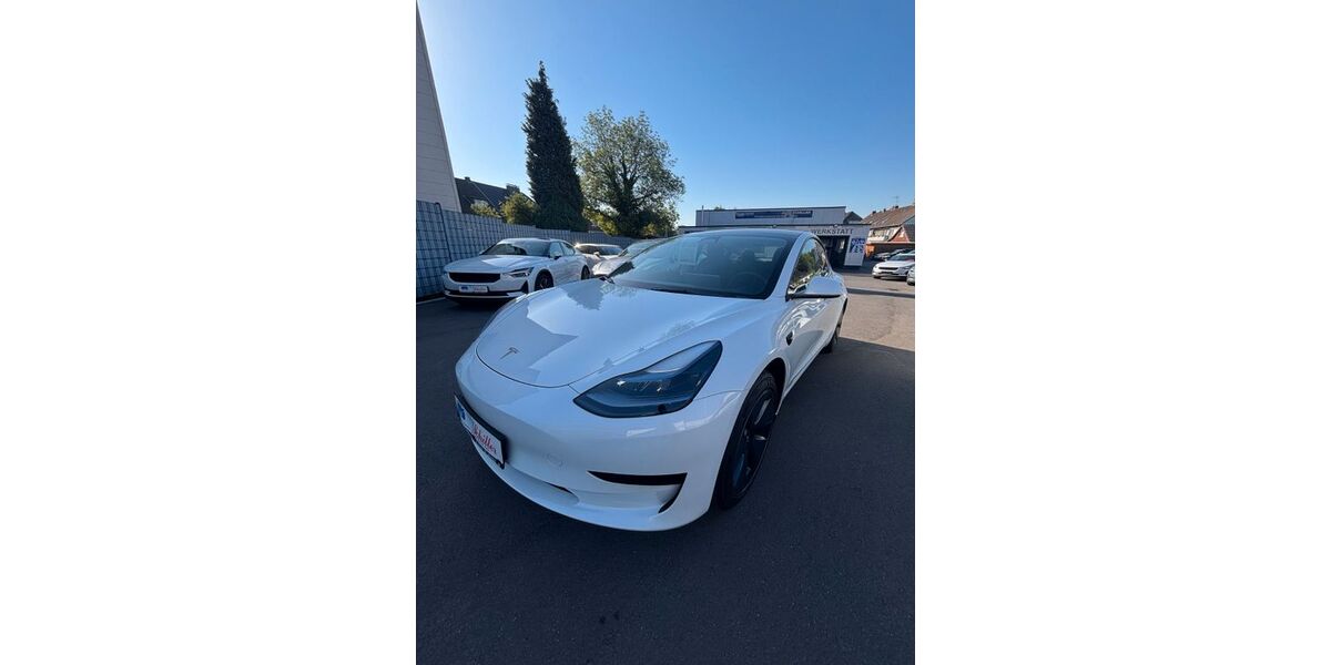 Tesla Model 3 38.300 km 30.900 &euro; Bochum 44803