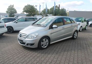 Mercedes-Benz B 180 145.956 km 8.999 &euro; Bochum 44867