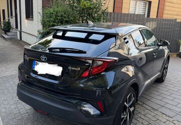 Toyota C-HR 65.000 km 21.000 &euro; Bochum 44869