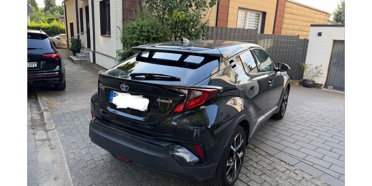 Toyota C-HR 65.000 km 21.000 &euro; Bochum 44869