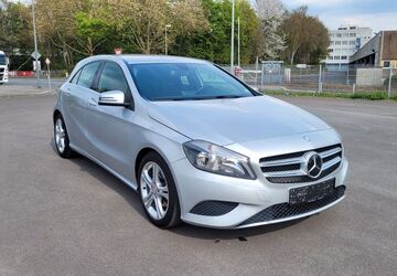 Mercedes-Benz A 180 186.000 km 7.990 &euro; Essen 45356