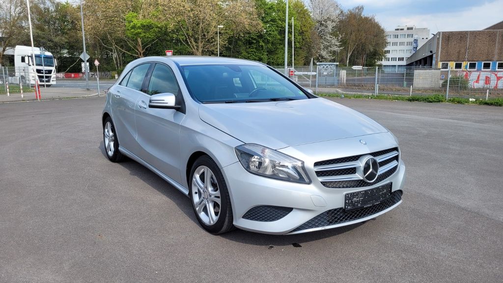 Mercedes-Benz A 180 186.000 km 7.990 &euro; Essen 45356