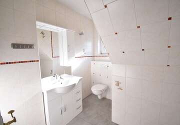 Wohnung Essen Kray - 5 Zimmer, 110 m&sup2;, 890&euro; | Angebot:27040477