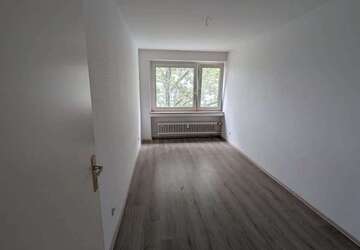 Wohnung Essen Südviertel - 4 Zimmer, 100 m&sup2;, 1.000&euro; | Angebot:27280484