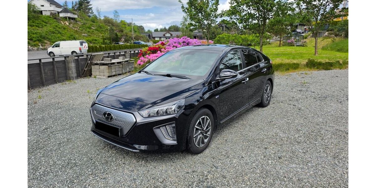 Hyundai IONIQ 76.300 km 13.900 &euro; Essen 45147