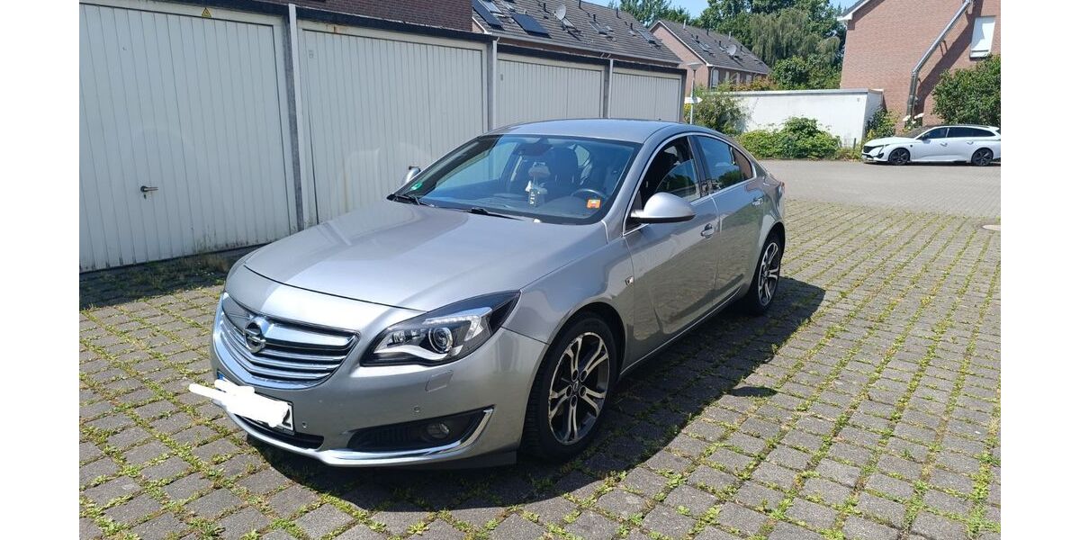 Opel Insignia 144.000 km 6.990 &euro; Bochum 44805