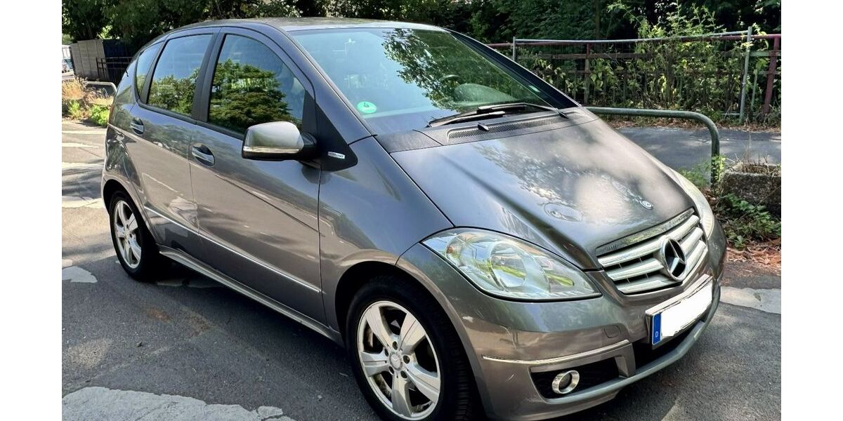 Mercedes-Benz A 180 131.850 km 4.250 &euro; Dortmund 44329
