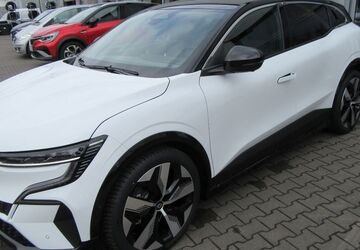 Renault Megane 8.990 km 31.890 &euro; Bochum 44795