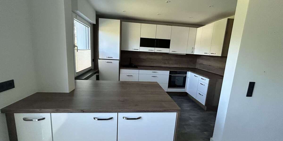 Etagenwohnung Bochum - 3 Zimmer, 80 m&sup2;, 1.000&euro; | Angebot:26881389