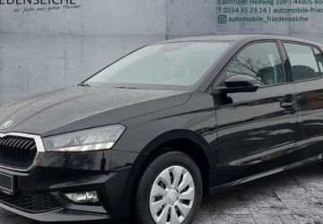 Skoda Fabia 21.221 km 18.790 &euro; Bochum 44805