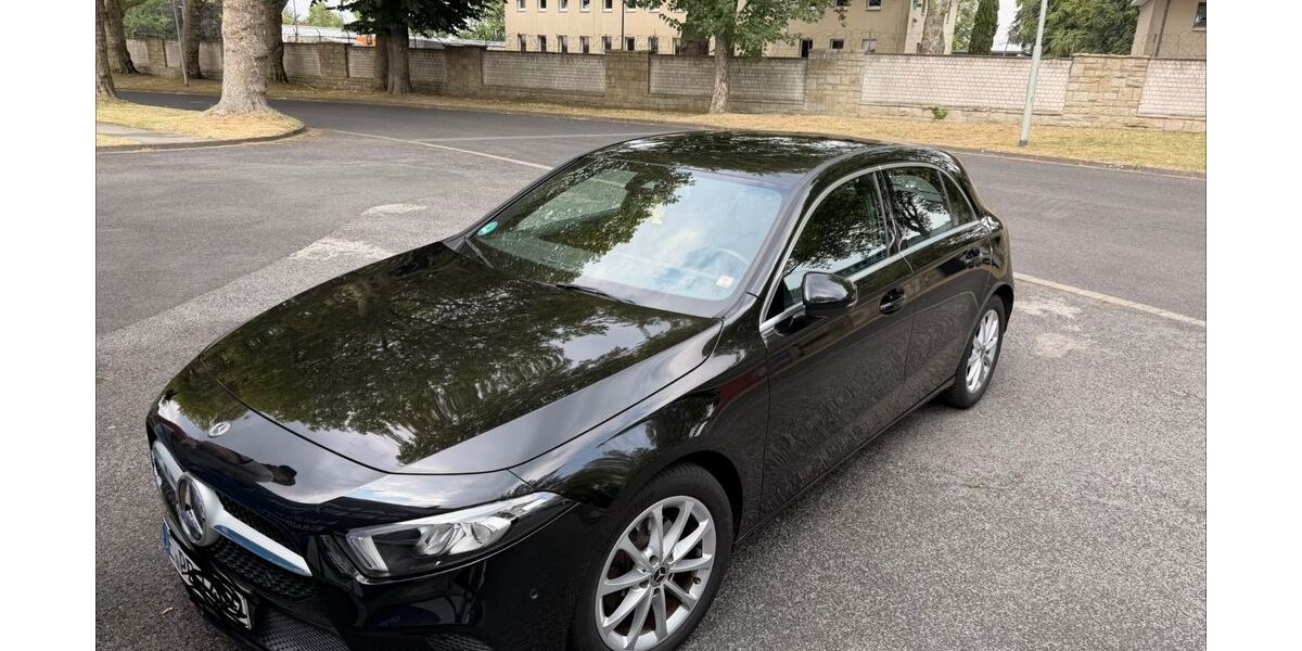 Mercedes-Benz A 180 66.500 km 18.000 &euro; Essen 45307